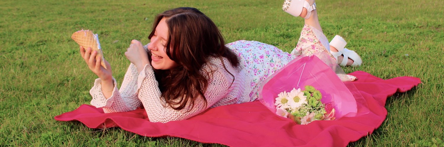 ✩ alyssa ✩'s banner