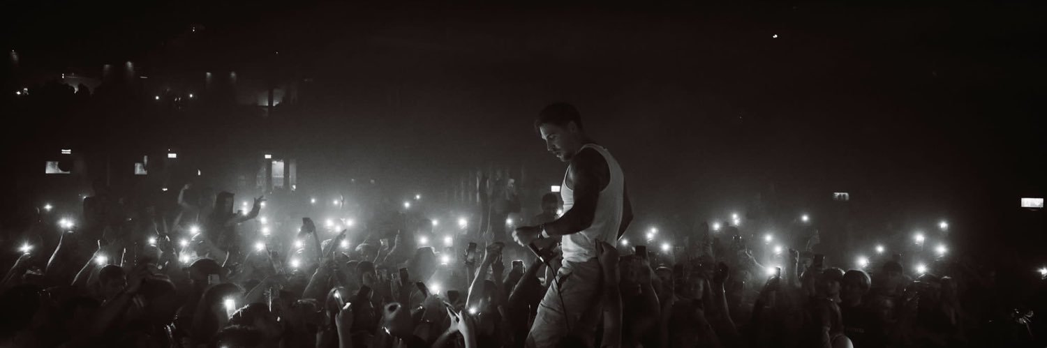 Tom Zanetti's banner