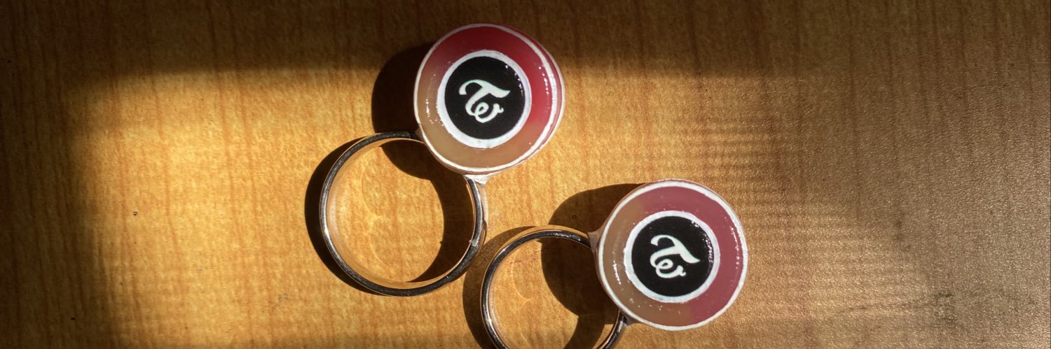Eroeoe | mini LS keychain's banner