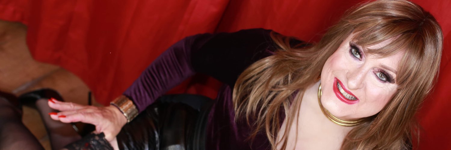 Leslie Marshall's banner