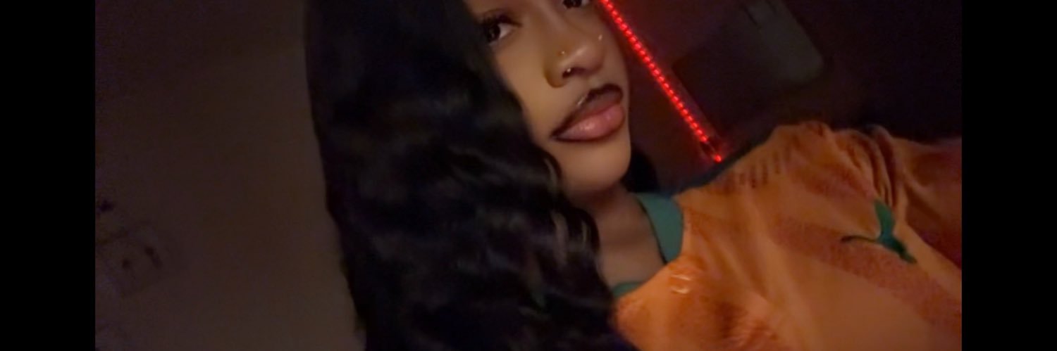 𝓐𝔂𝓪 💗🌸's banner