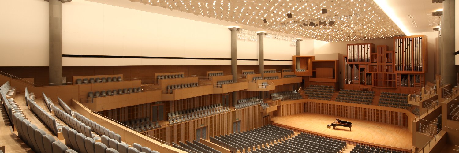 京都コンサートホール Kyoto Concert Hall's banner