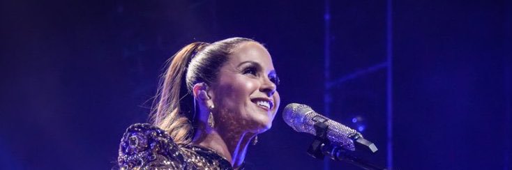 Lorena C |🫀's banner