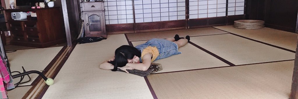 山下エミリー's banner