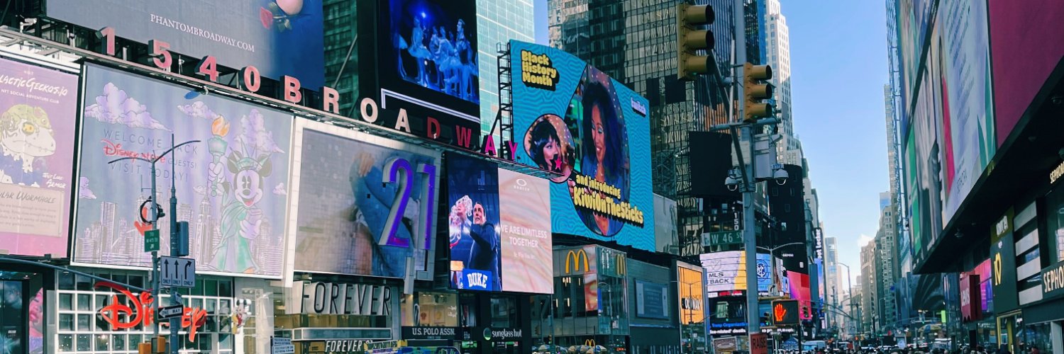 Kiwi 🥝✨'s banner