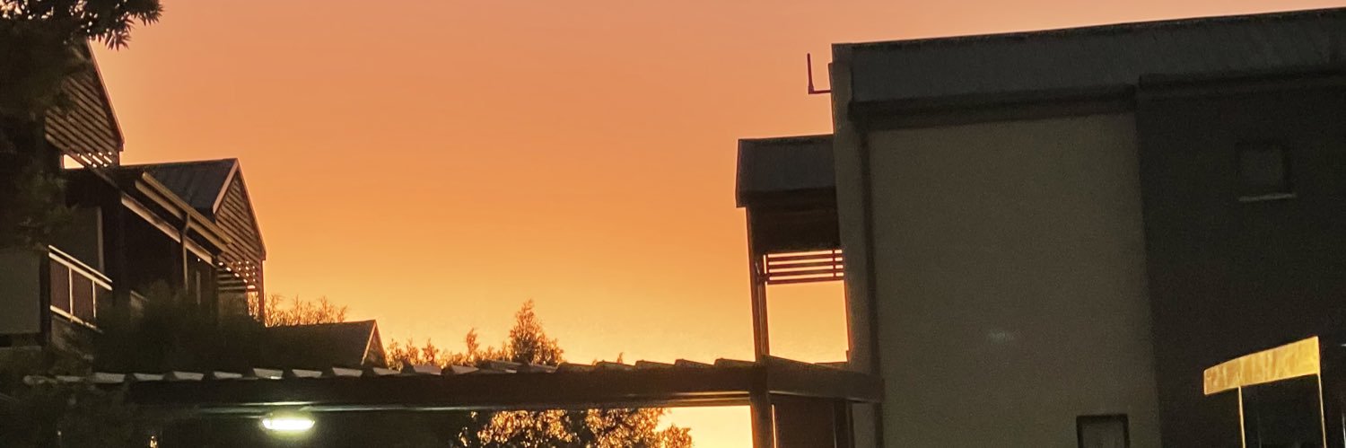 ρ𝑒𝑡𝑟𝑎🇬🇭🪬's banner