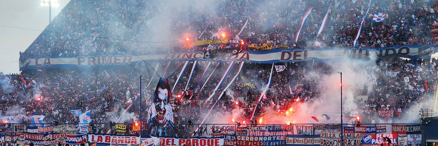 7411 - Hinchada Nacional's banner