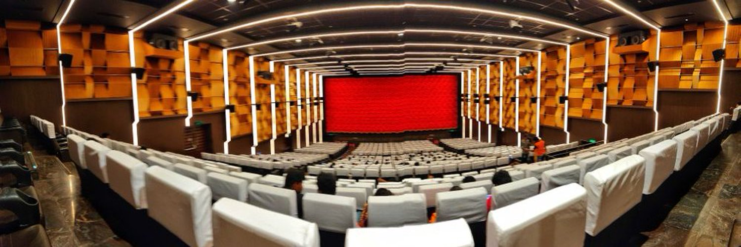 Vetri Cinemas's banner