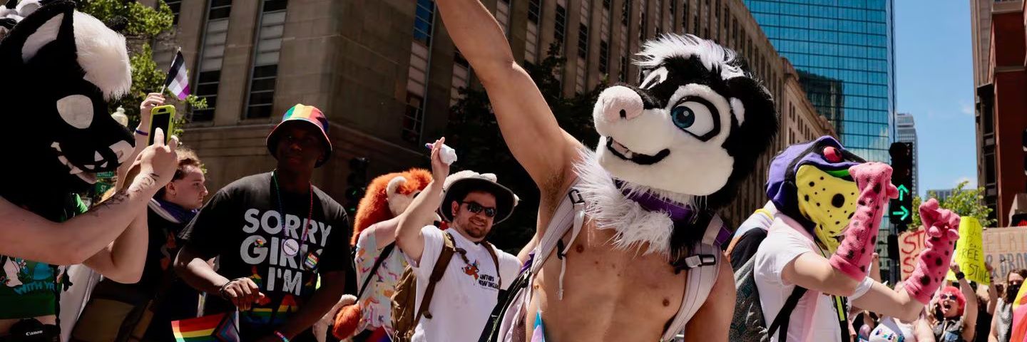 Snickers🔜FWA's banner