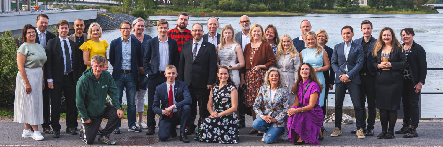 PS:n eduskuntaryhmä's banner
