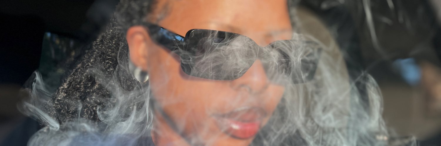 Stoner Hun x SmilenWave 🇿🇦's banner