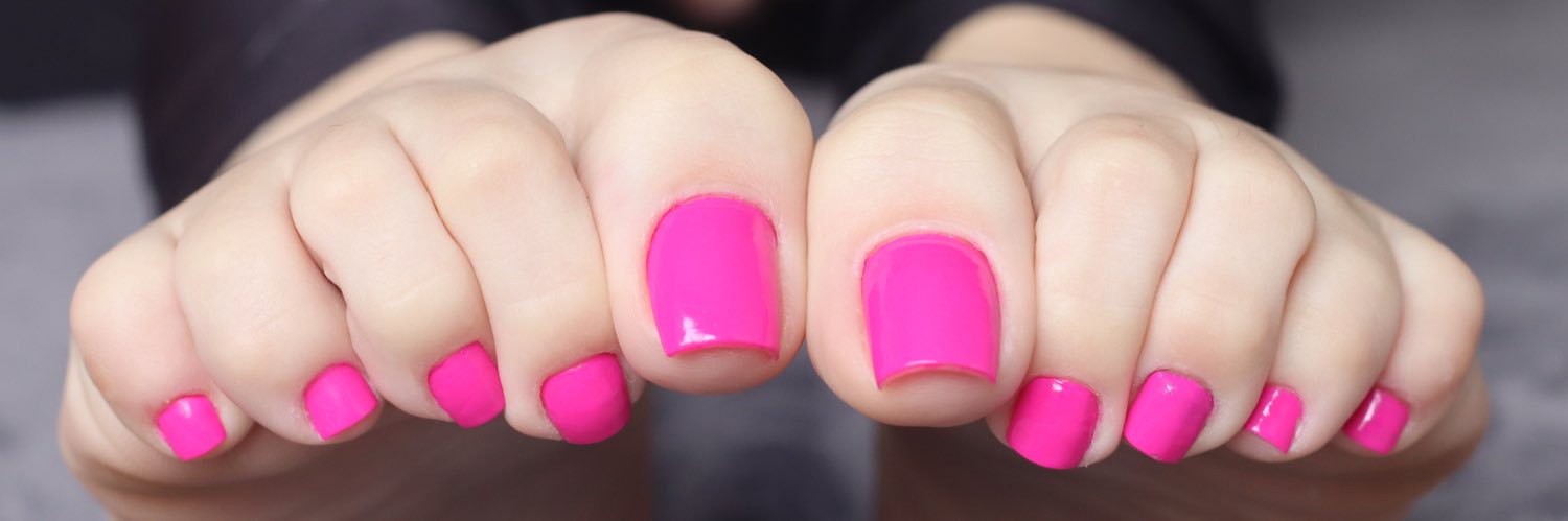 Luna Feet's banner