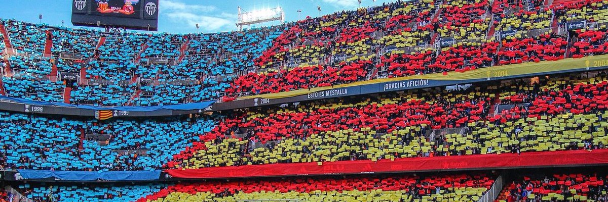 La Grada's banner