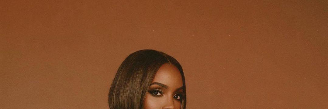 Bri Woods's banner