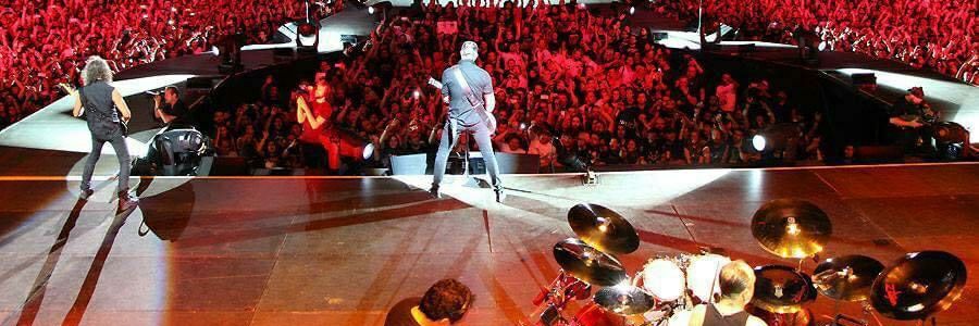 Metallica Türkiye's banner