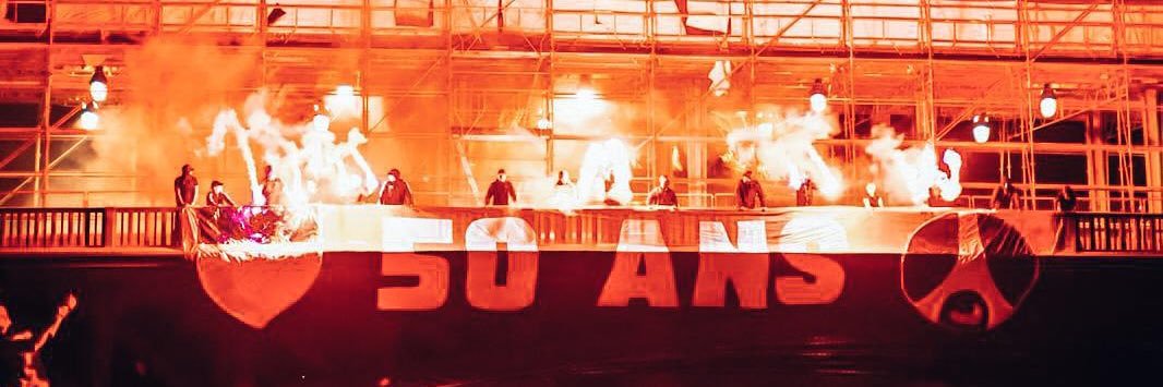 Block Parisii's banner
