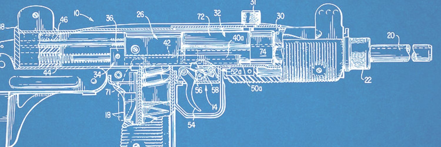 Maître Luger's banner
