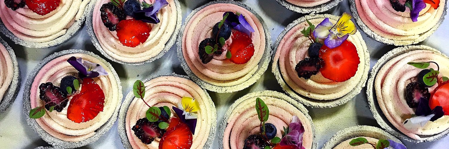 Paola Velez 🍇 Bodega Bakes—lets bake together! 🍇's banner