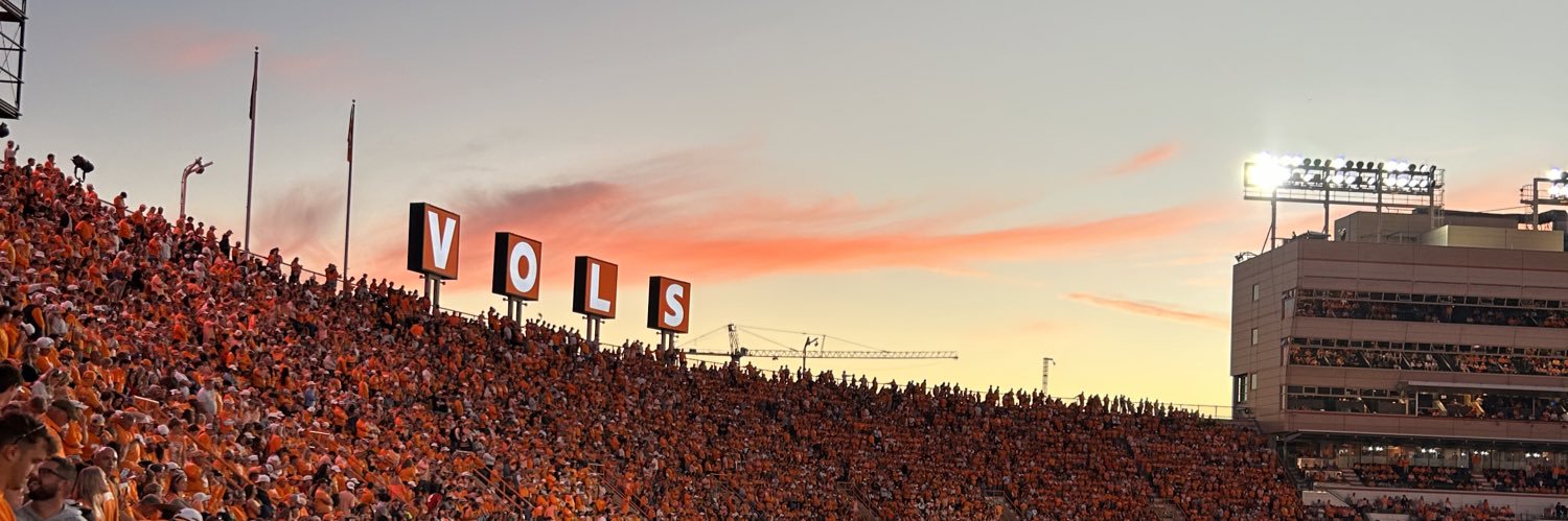 faith 🍊🤍's banner