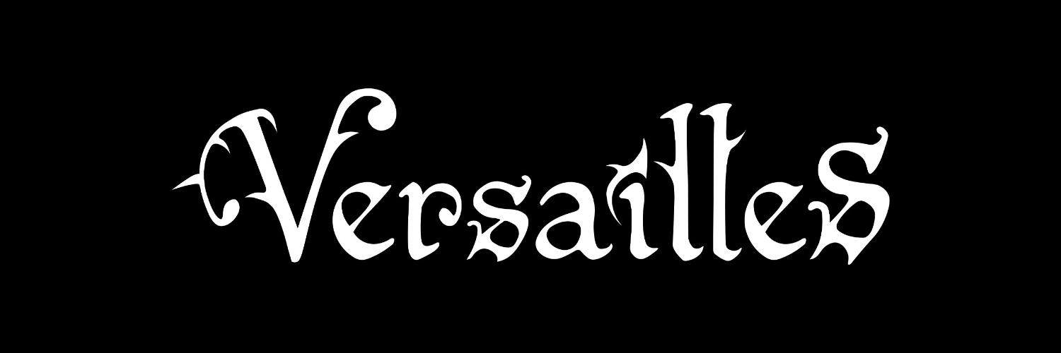 Versailles's banner