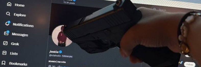 𝘫𝘶𝘴𝘵𝘪𝘯's banner