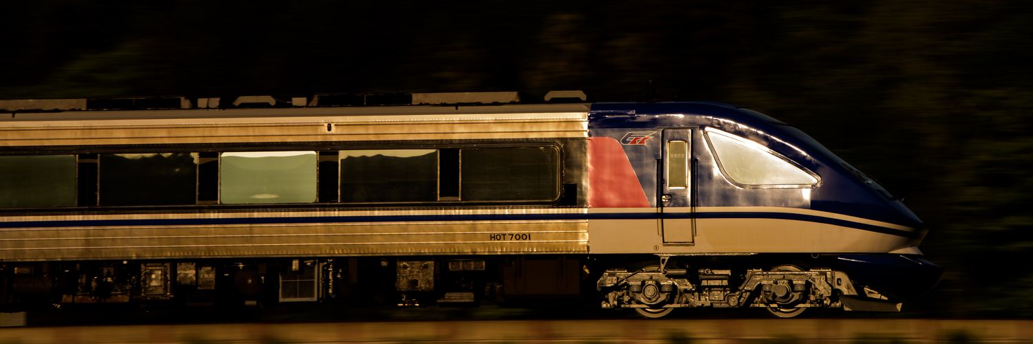 𝓴𝓪𝔀𝓪𝓰𝓸𝓮𝟚𝟘𝟝's banner