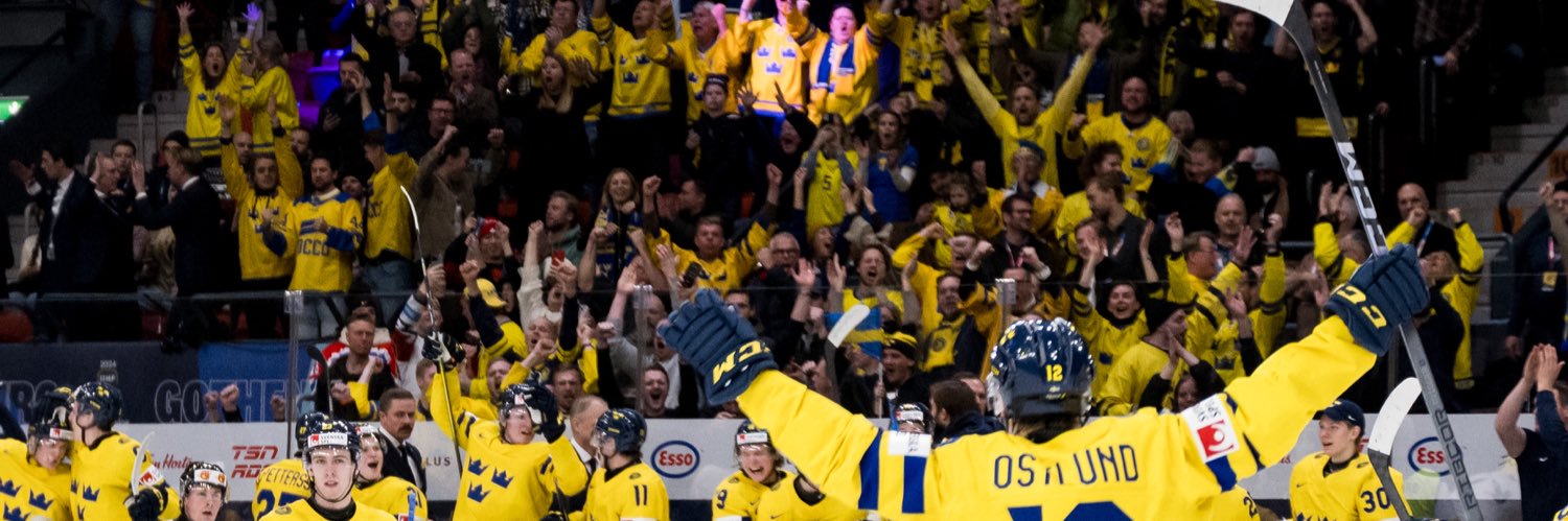 Tre Kronor's banner