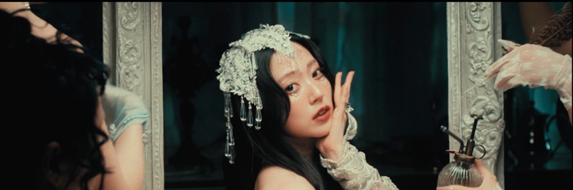 鈴木愛理's banner