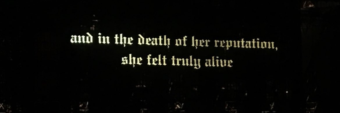 JULIA ✨'s banner