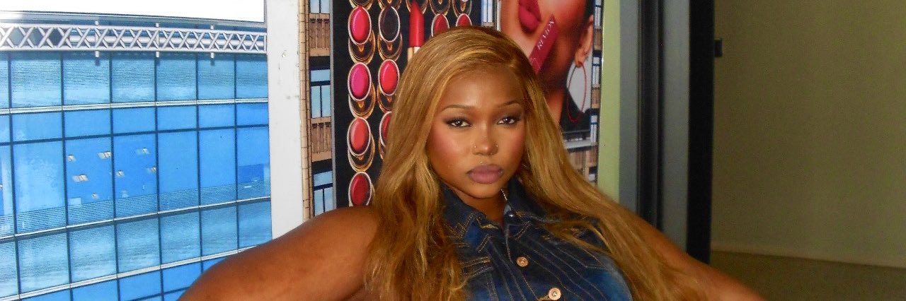 Hot girl named STAR!⭐️'s banner