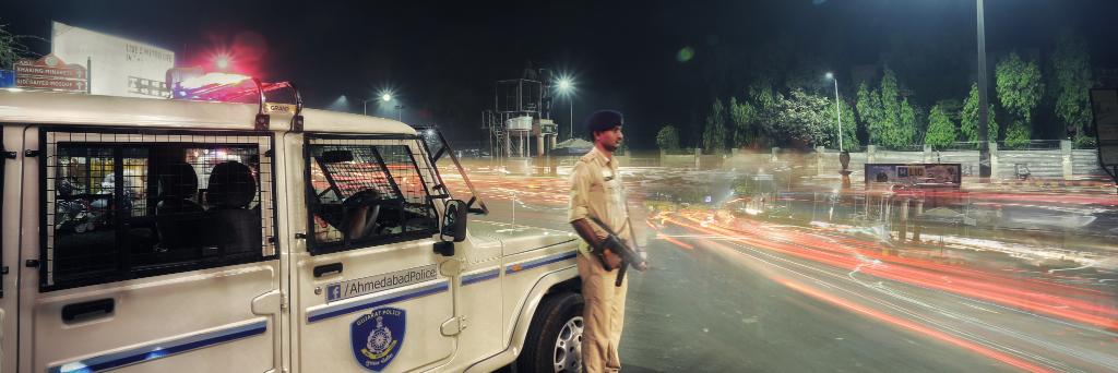 Ahmedabad Police અમદાવાદ પોલીસ's banner