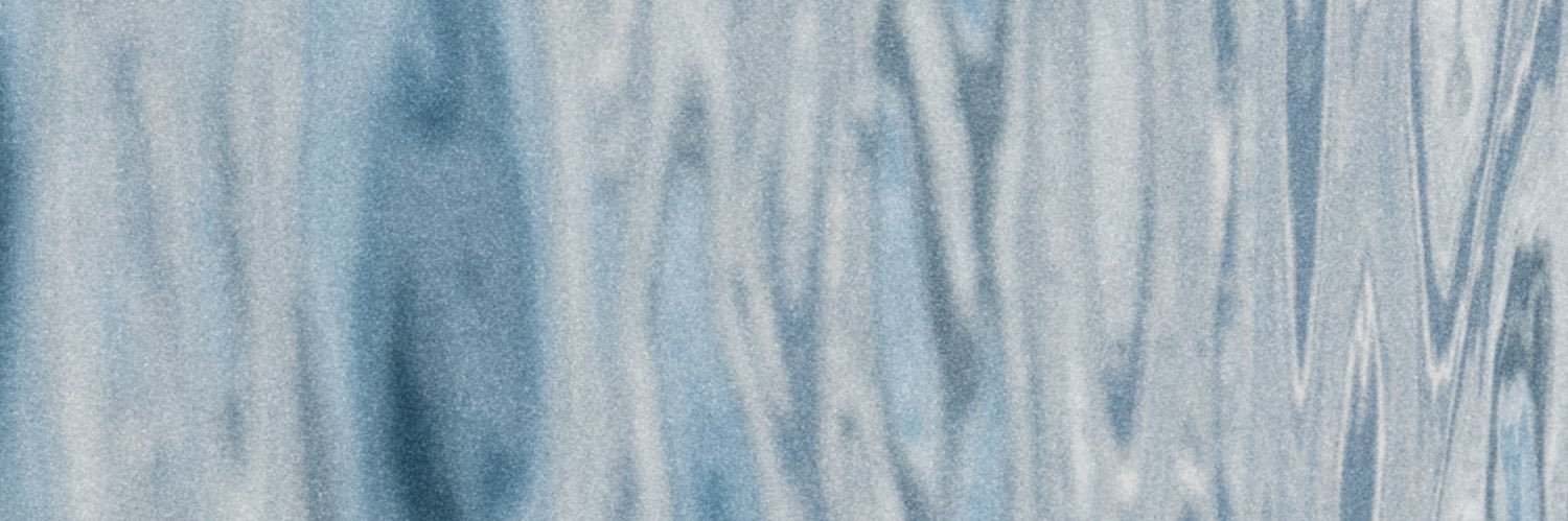laroi's banner