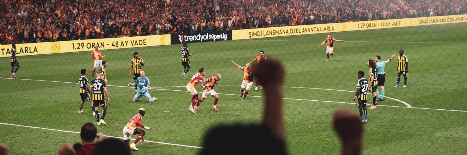433 Galatasaray's banner