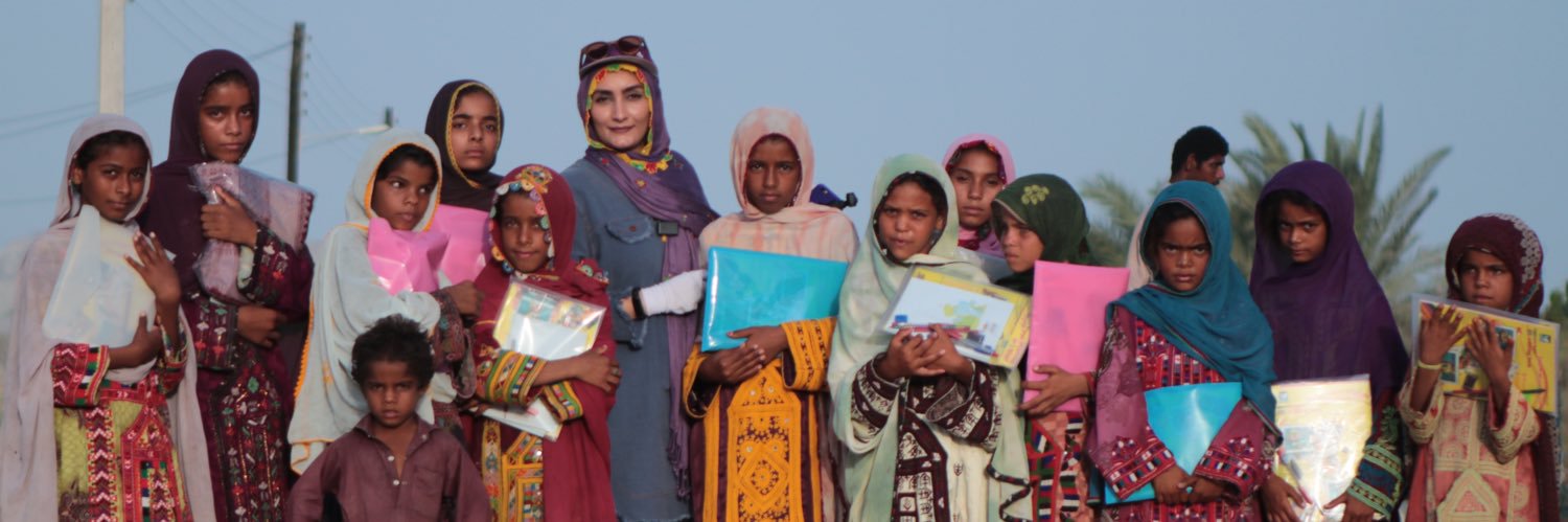 مینا قاسمی‌زواره's banner