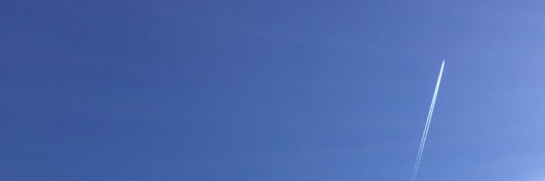 出埃及's banner