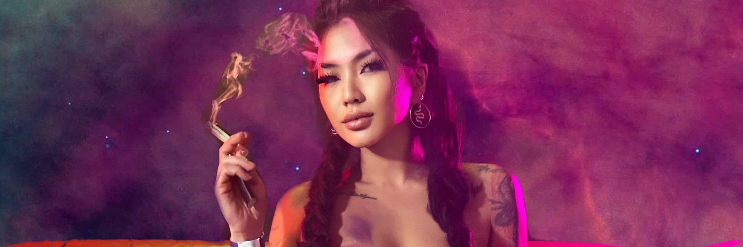 KIMMY TAN🐲💨's banner