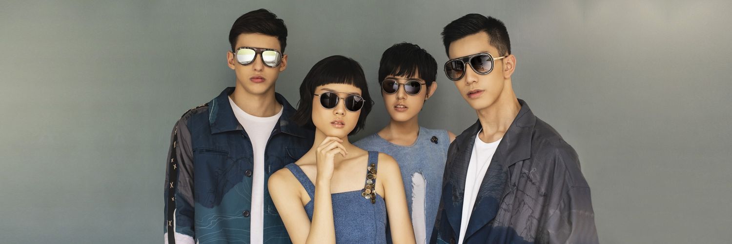 Optik Seis's banner