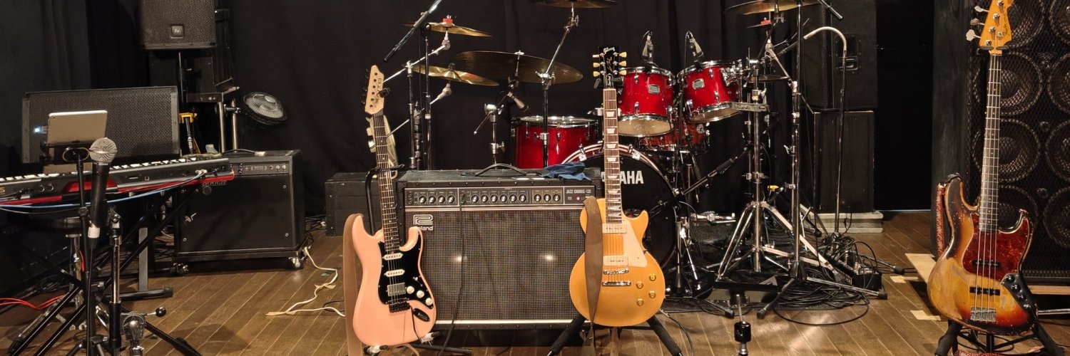 Kenji Hiroi 廣井謙次's banner