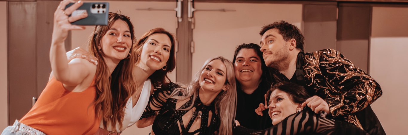 Chloé's banner
