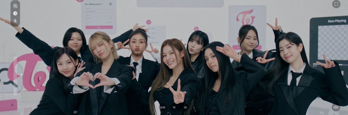 linh 🎐's banner