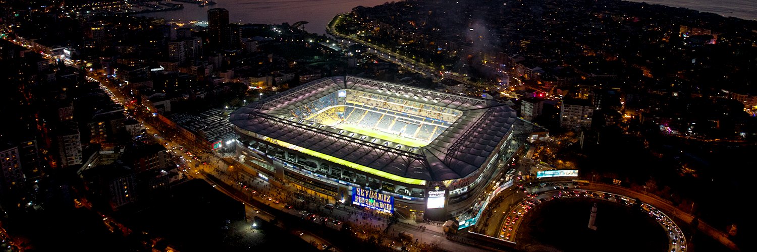 Fenerbahçe English's banner