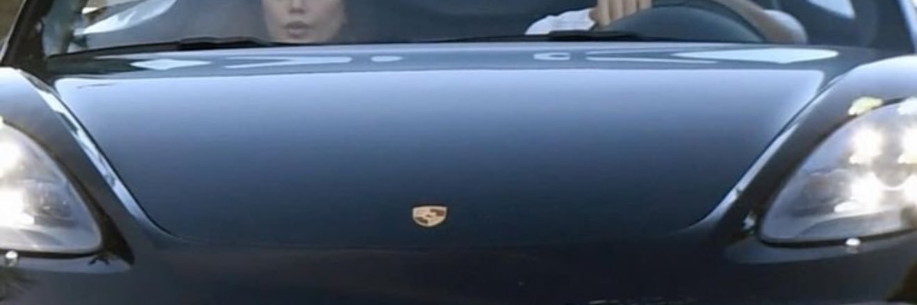 jazy 🍸🫐🦢🛥️'s banner