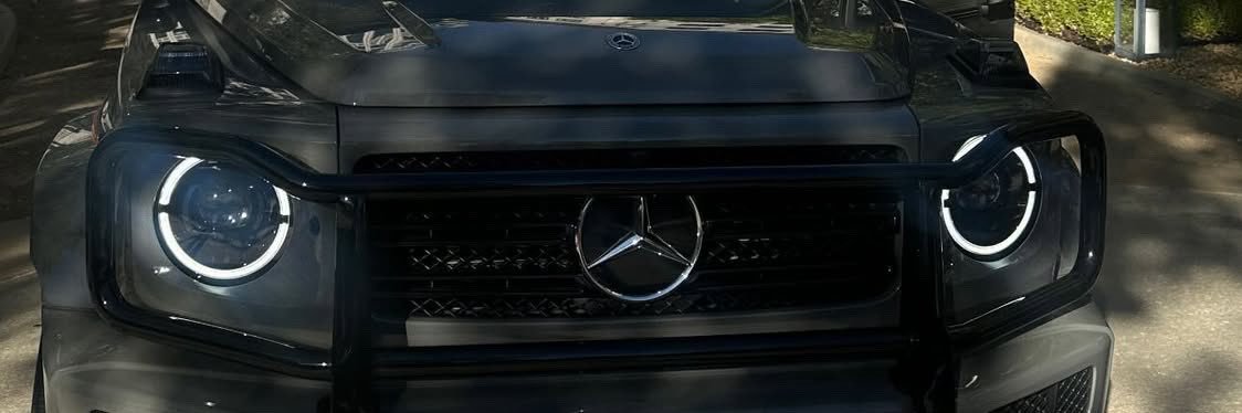 Trae's banner
