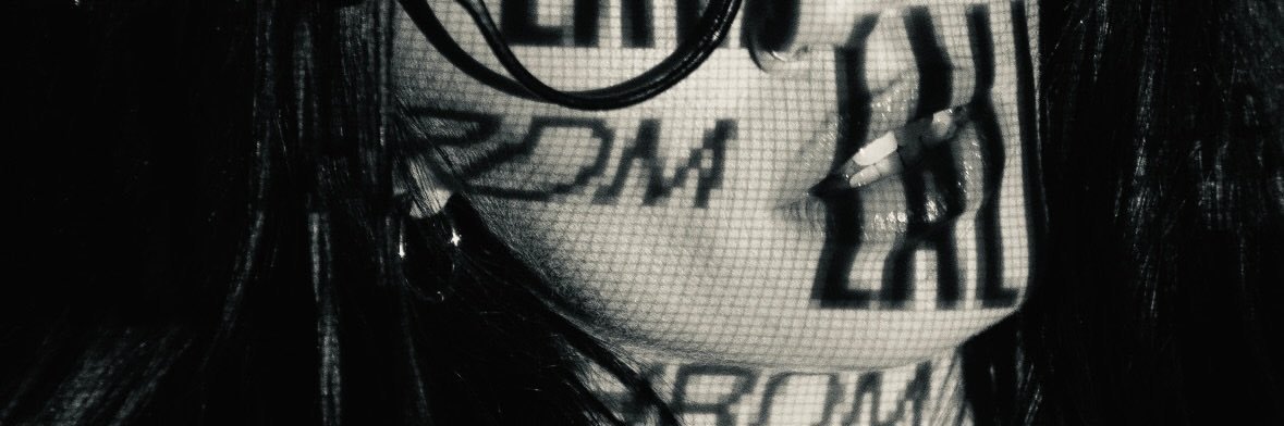 viole ⛤'s banner