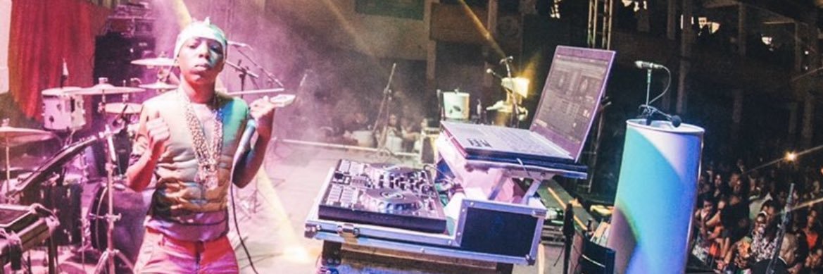 Pequeno Mestre 👑🤴's banner