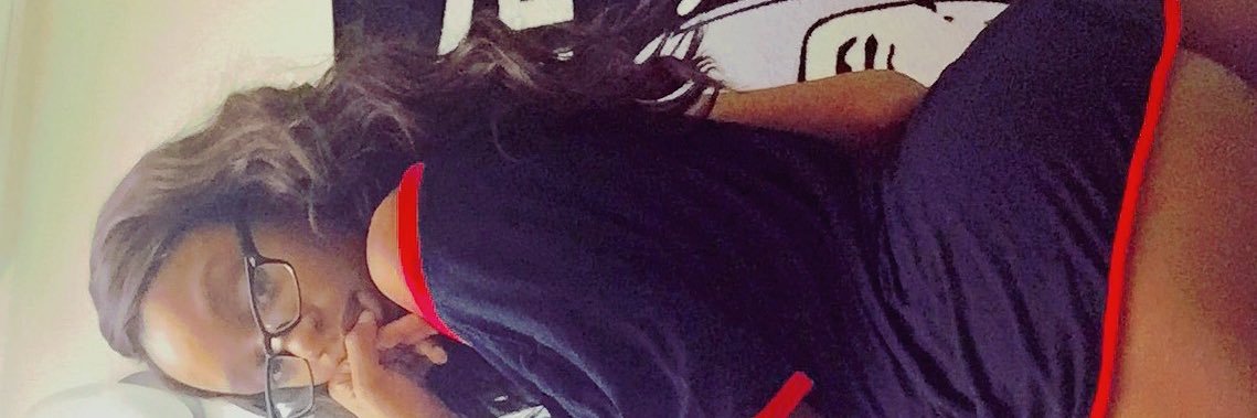 Zee🍑's banner