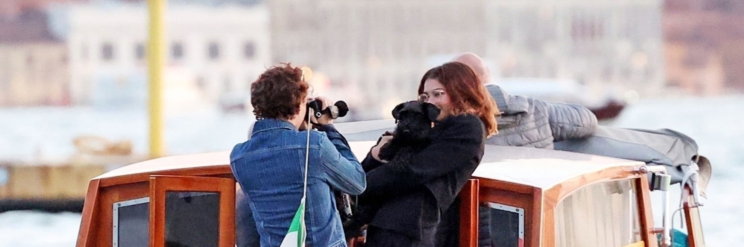 emilie ♡ fan account's banner