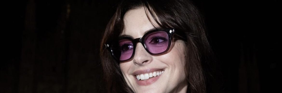 Hathaway Fans Out-reaches Page's banner