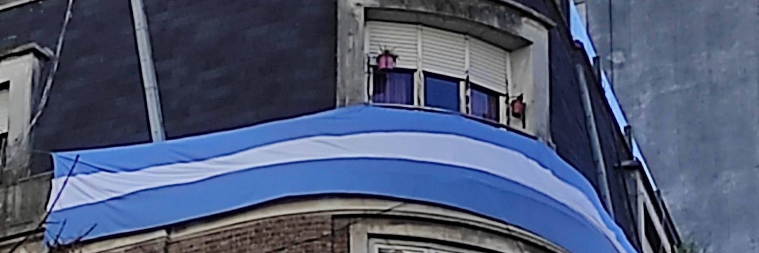 Ximena de Tezanos Pinto's banner