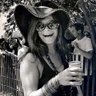 Profilbild von Charlie L.